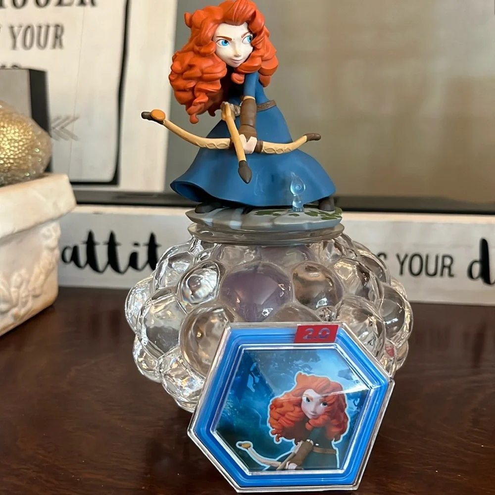 Disney Infinity 2.0 Edition Merida the Brave Figure And Power Disc EUC
